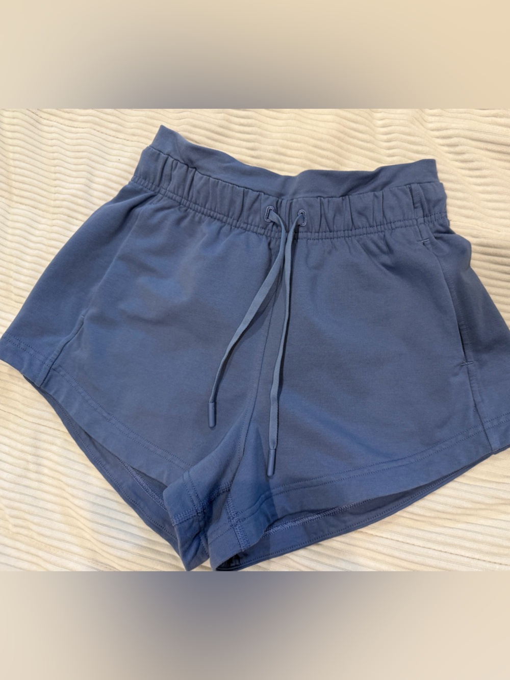 lululemon athletica Inner Glow High Rise 3” Blue Drawstring Athletic Shorts - Picture 4 of 9